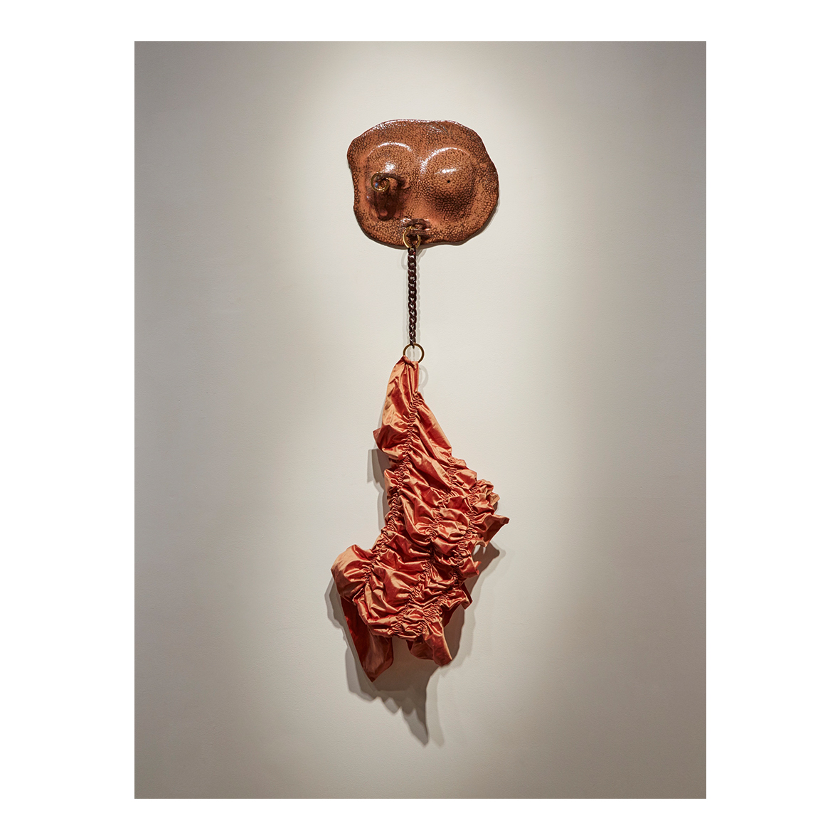 anousha payne
Stretching downwards from her mouth (2019)
lazed volcanic black stoneware, metal, resin, raw silk
31.5 x 27 x 7 cm